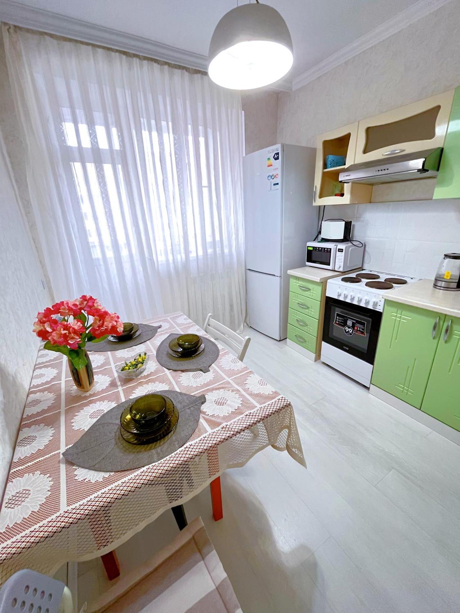 Apartamento Go To Mercury Astaná Exterior foto